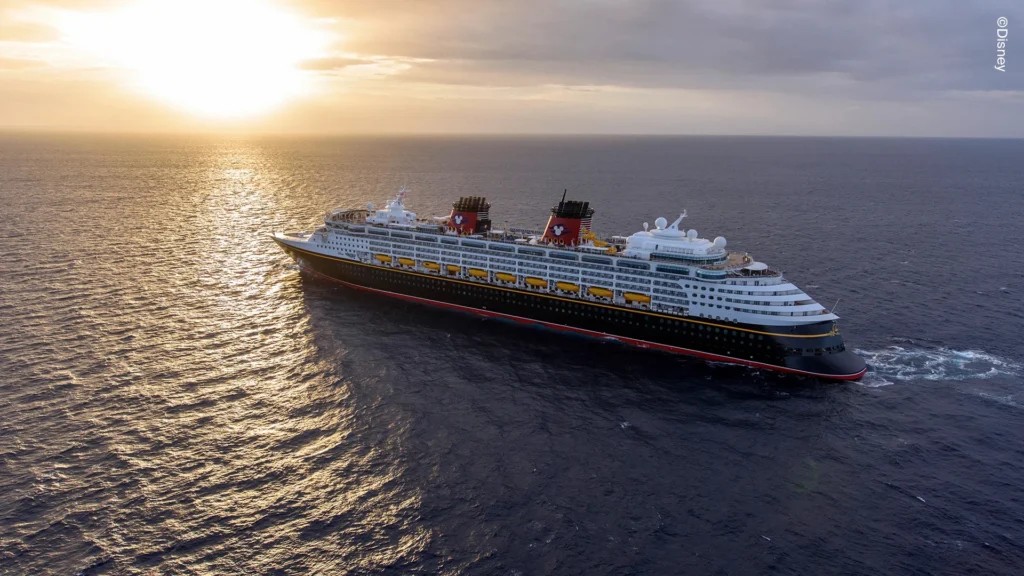 This is the second image of Disney Cruise article